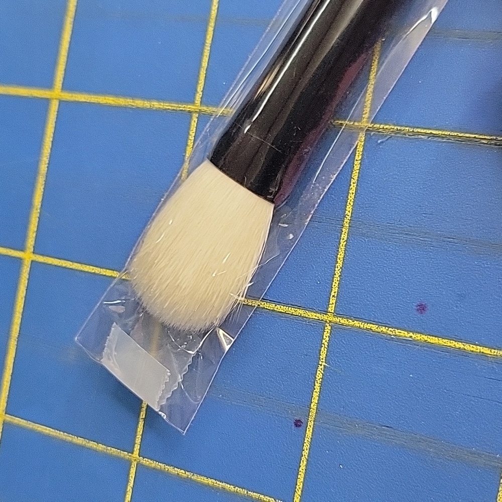 Morphe Brush in White and Black New - Picture 3 of 3